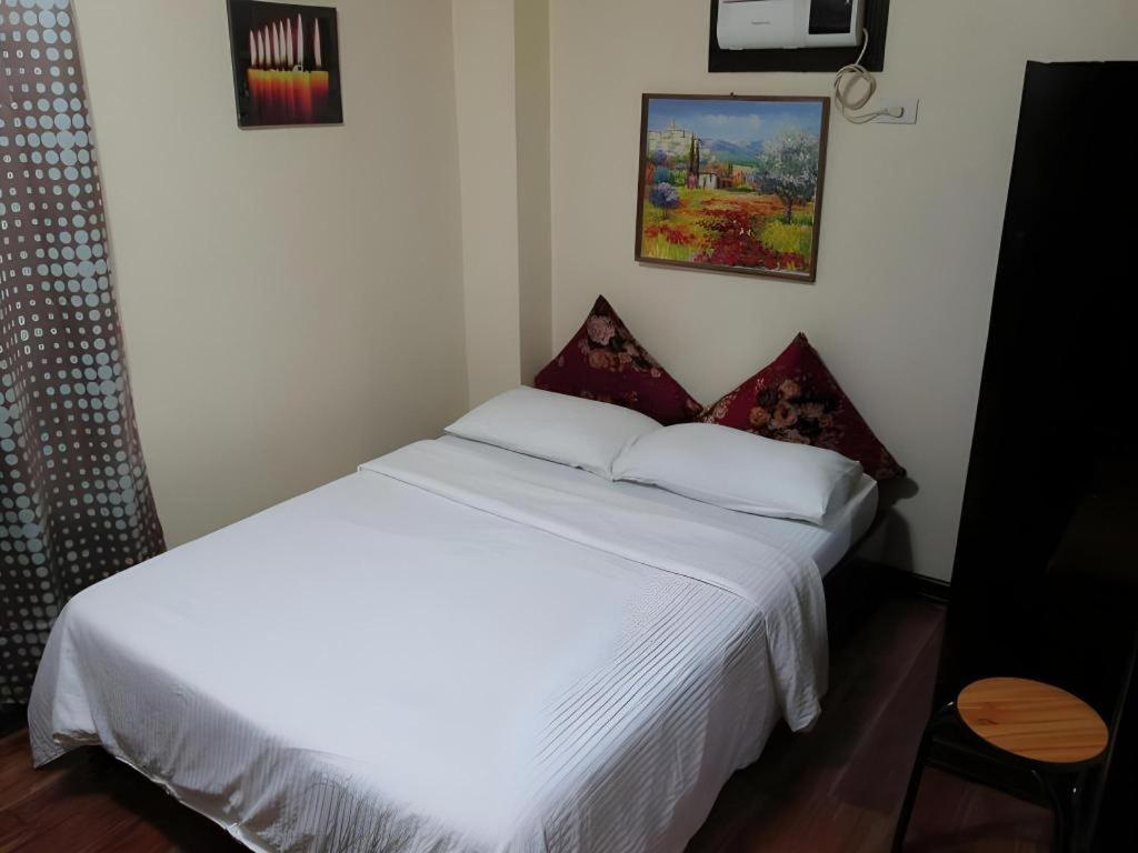 Hotel La Bella Casa Boracay 2*