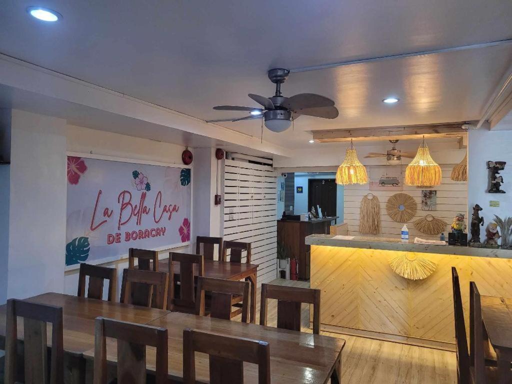 Hotel La Bella Casa Boracay
